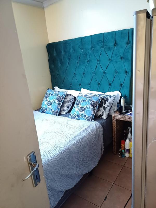 1 Bedroom Property for Sale in Kuyasa Western Cape
